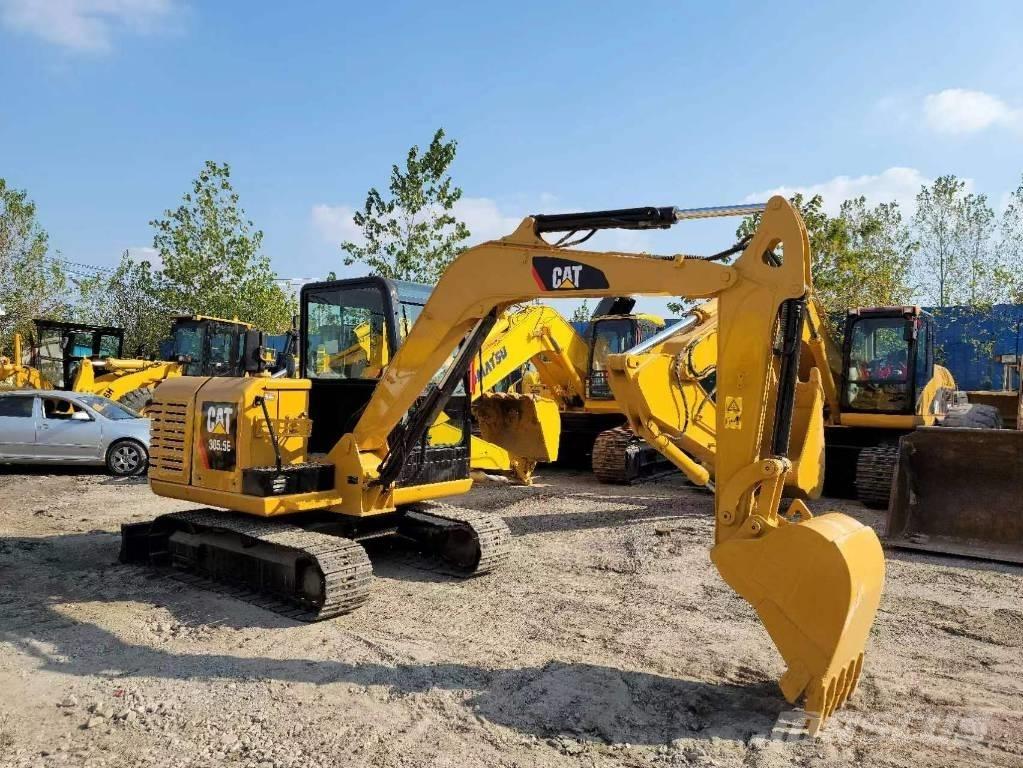 CAT 305.5 E 小型挖掘机