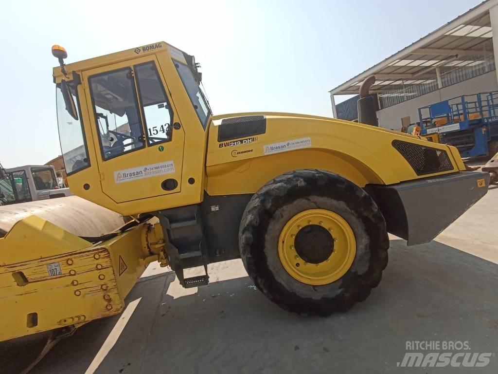 Bomag BW 219 D H-4 土壤压实机