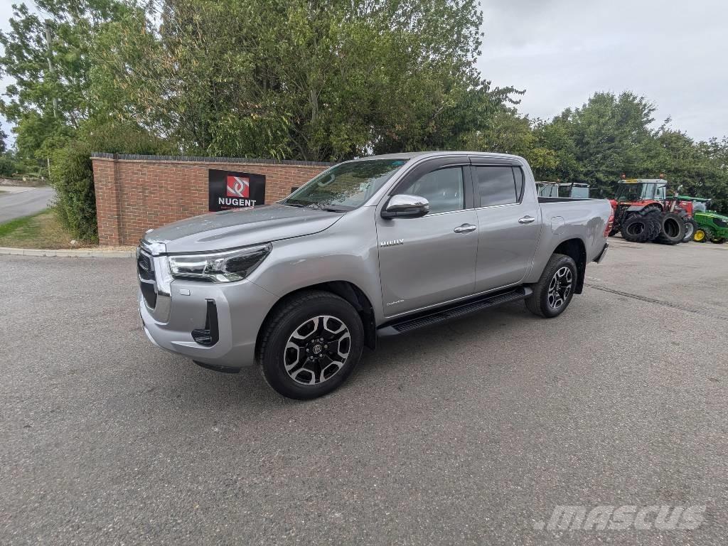 Toyota Hilux 皮卡车