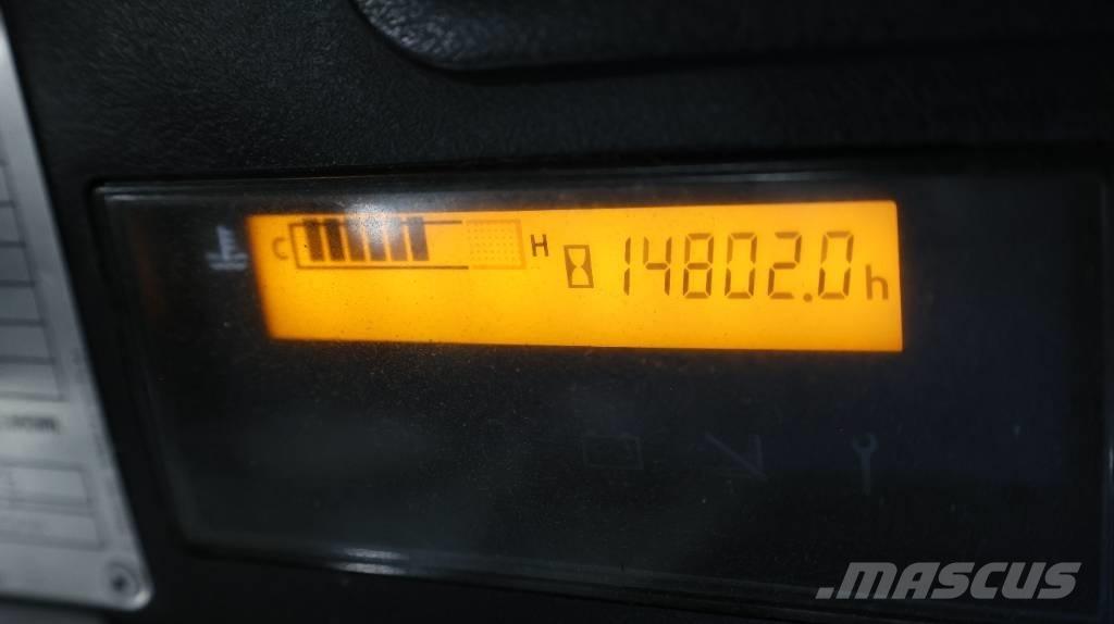 Toyota 8 FGF 15 天然气叉车