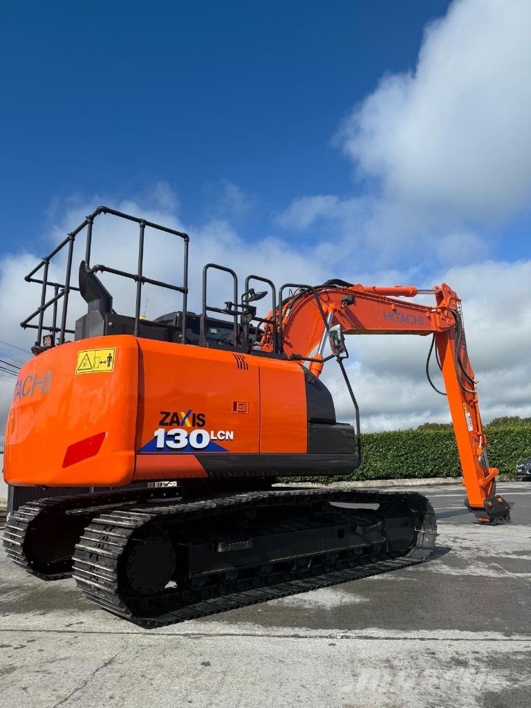 Hitachi Zaxis 130-6 履带挖掘机