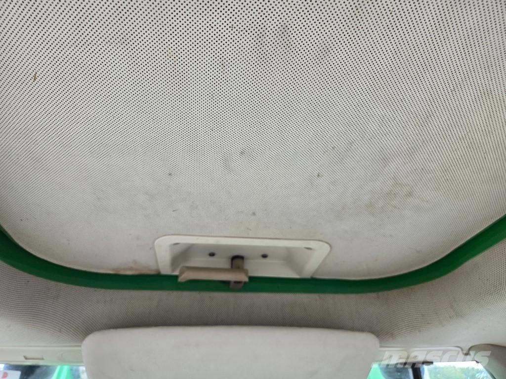 John Deere 6130 拖拉机/农用车