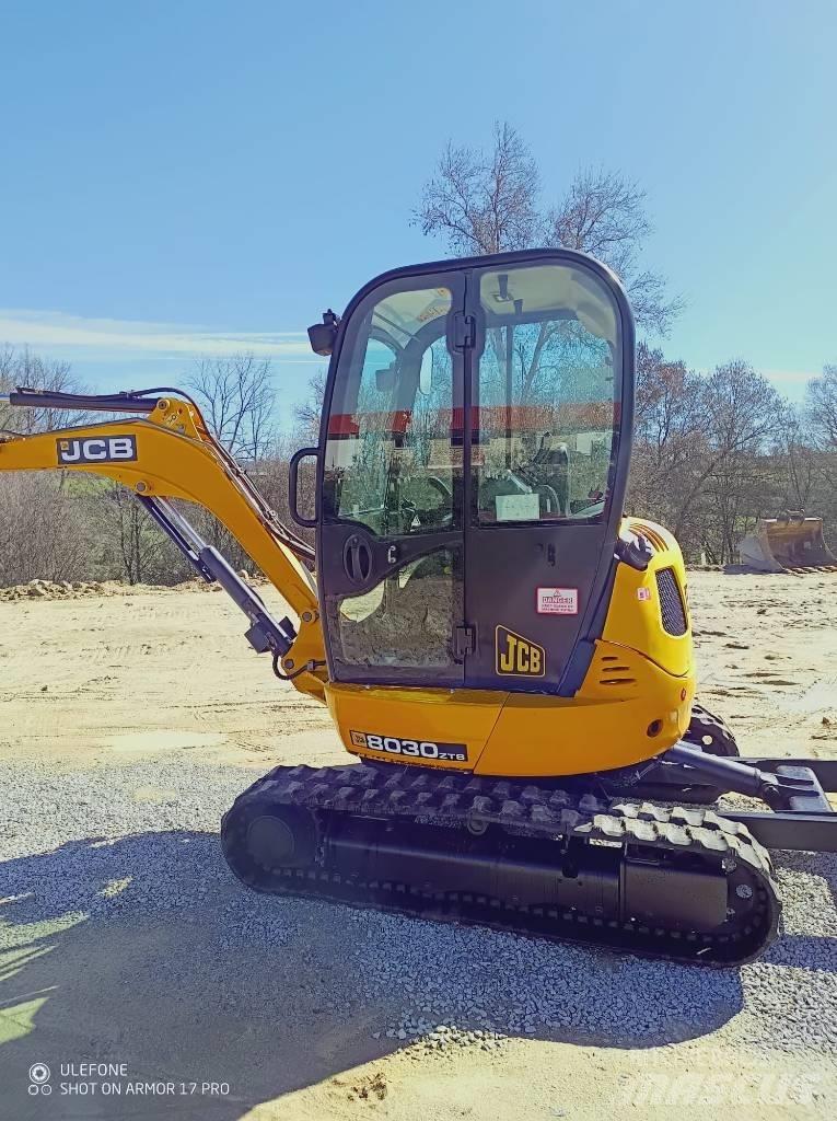 JCB 8030 ZTS 小型挖掘机