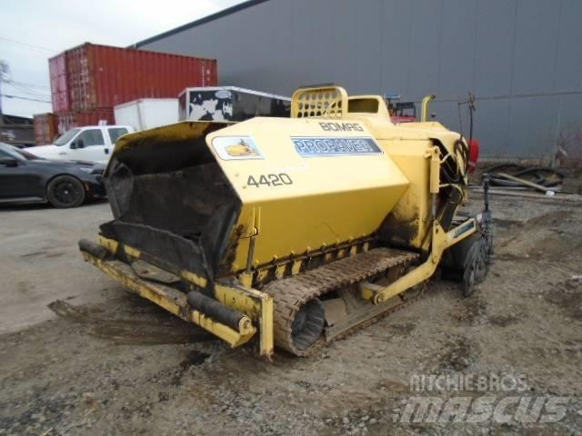 Bomag PROPAVER 4420 沥青摊铺机