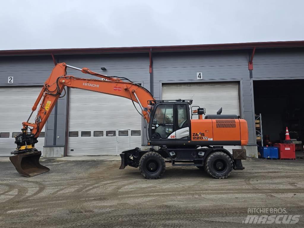 Hitachi ZX 220W-5 轮式挖掘机