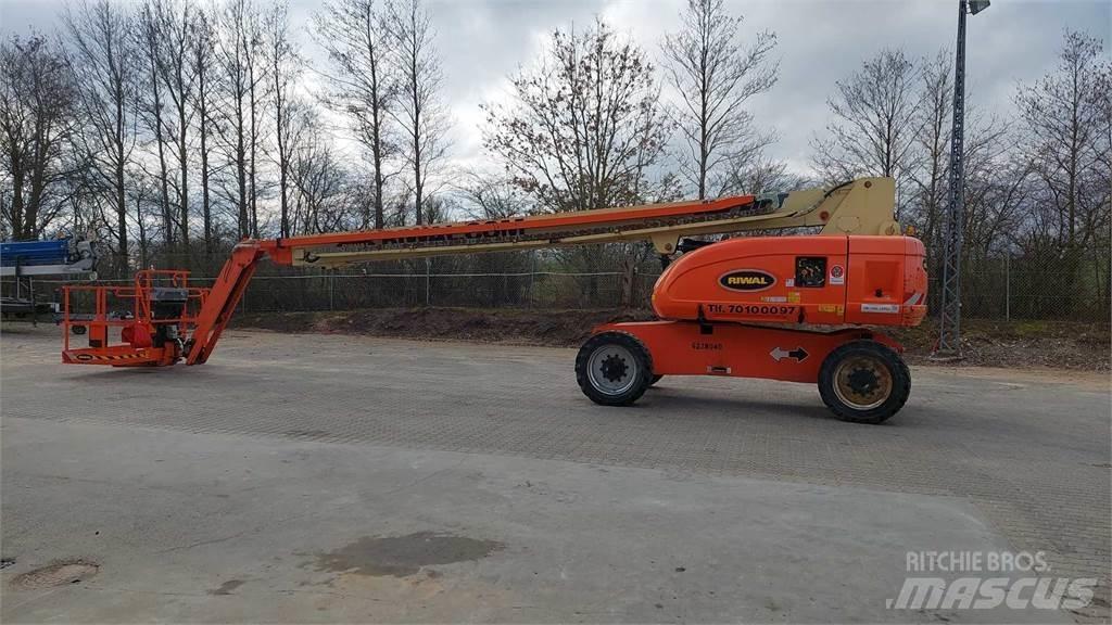 JLG 860SJ 直臂高空工作平台