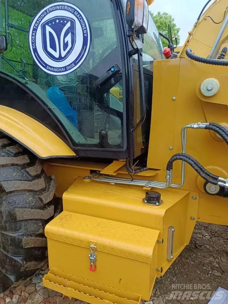 CAT 420 F 反铲装载机