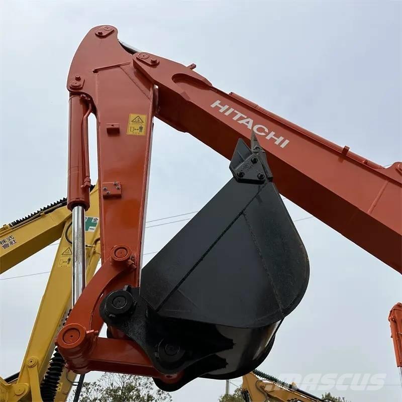 Hitachi ZX60 小型挖掘机