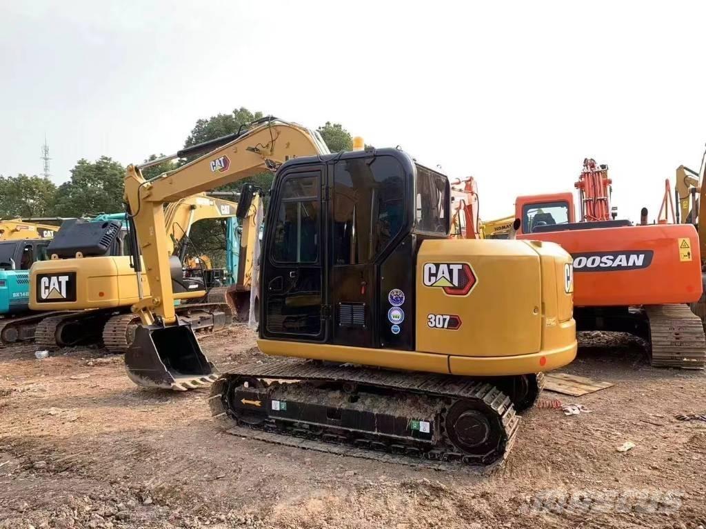 CAT 307 小型挖掘机