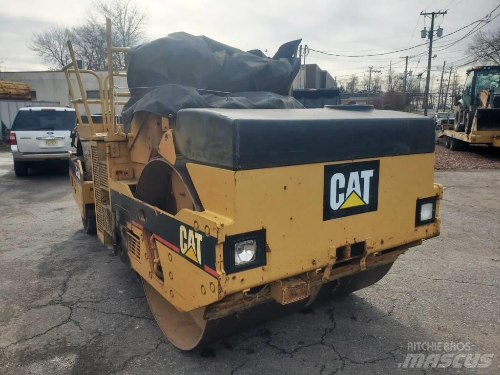 CAT CB 534 双轮压路机