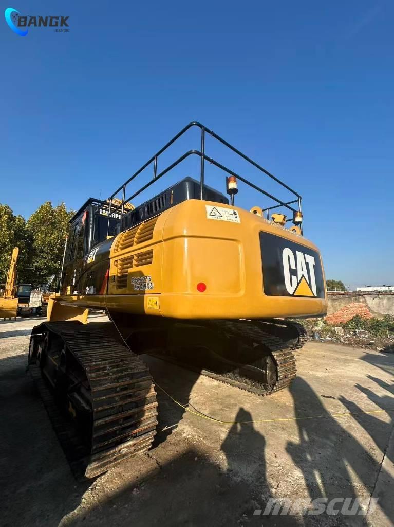 CAT 340D2L 履带挖掘机