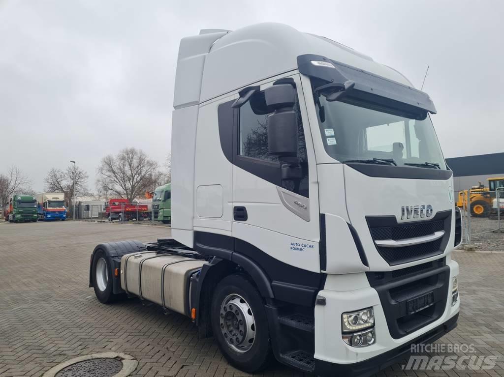 Iveco AS440ST/P  4kom. 牵引车
