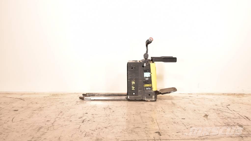 Hyster P 2.0 FBW 电动搬运车