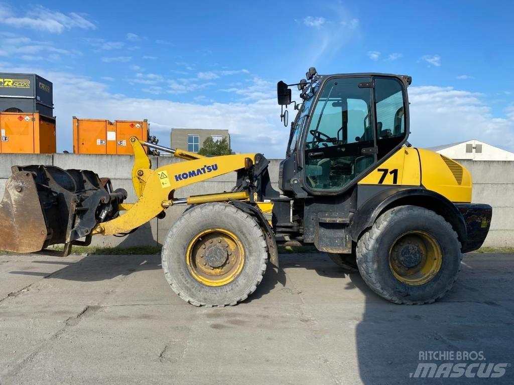 Komatsu WA 100 M-5 轮式装载机