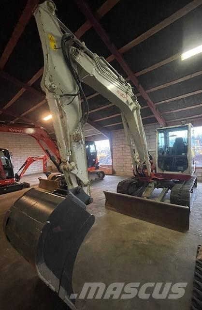 Takeuchi TB290 中型挖掘机