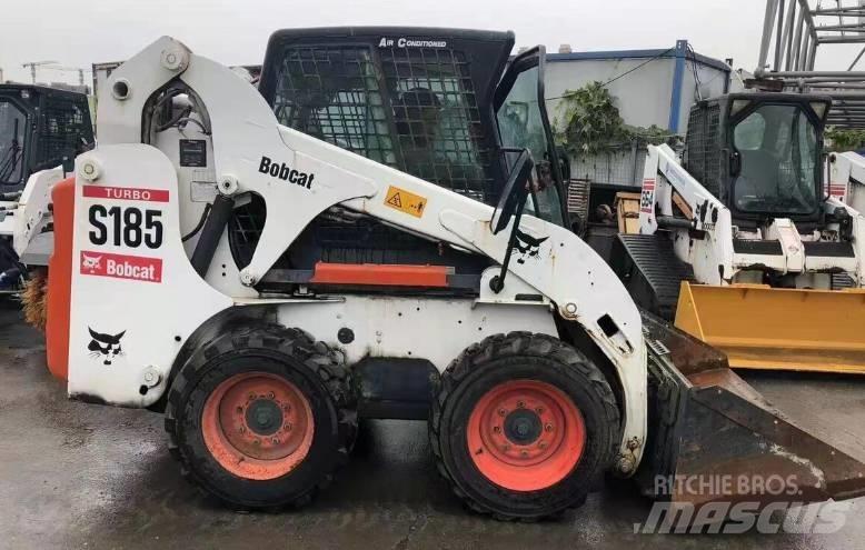 Bobcat S185 滑移装载机