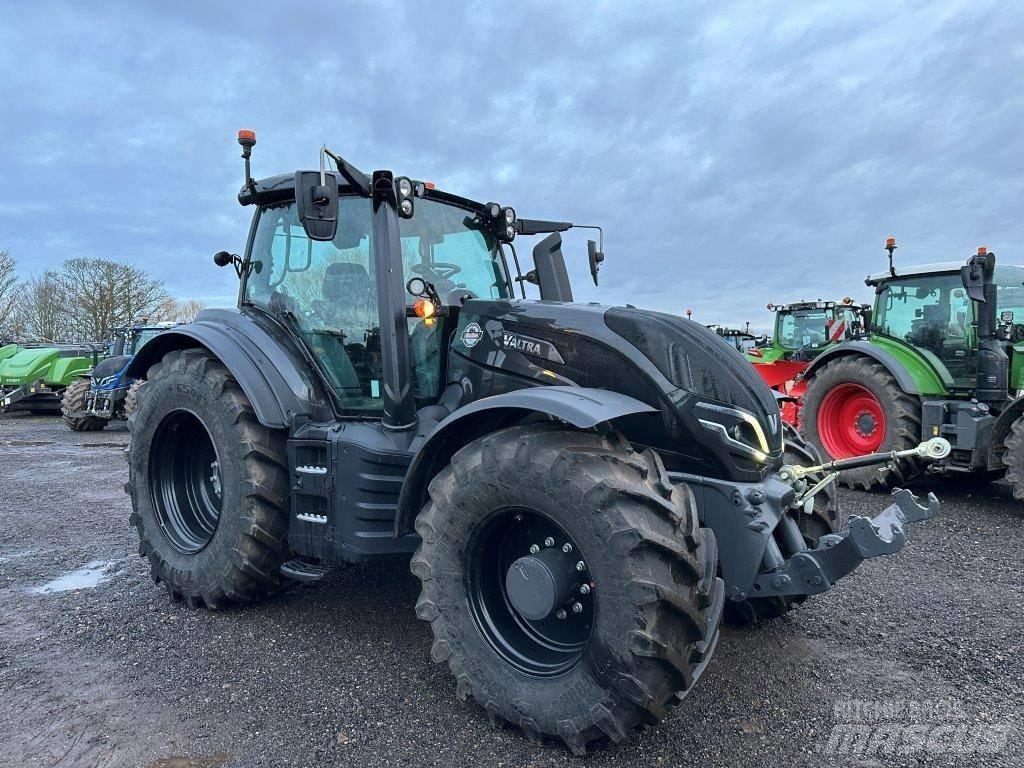 Valtra T 235 Direct 拖拉机/农用车