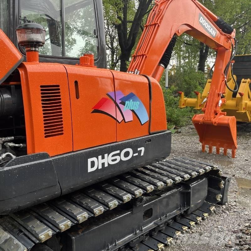 Doosan DH 60 小型挖掘机