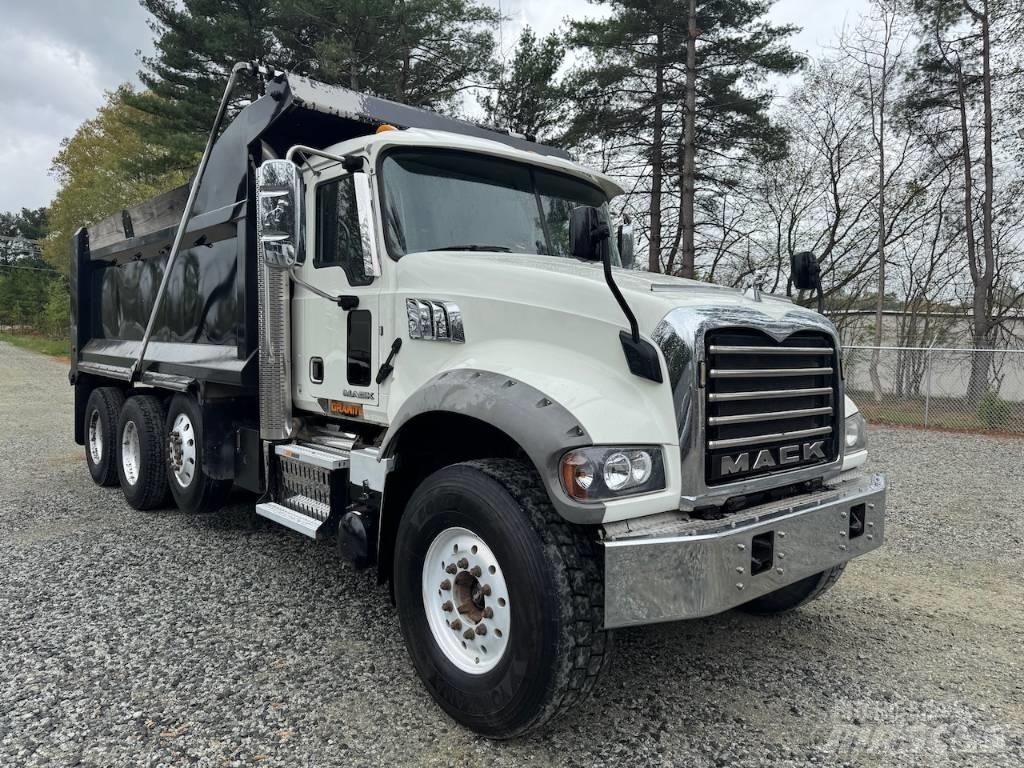 Mack GU433 自卸式货车