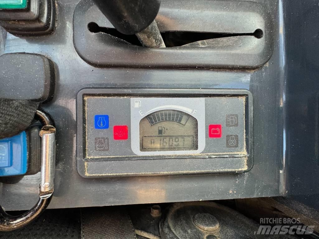Hitachi ZX 26 U-6 小型挖掘机