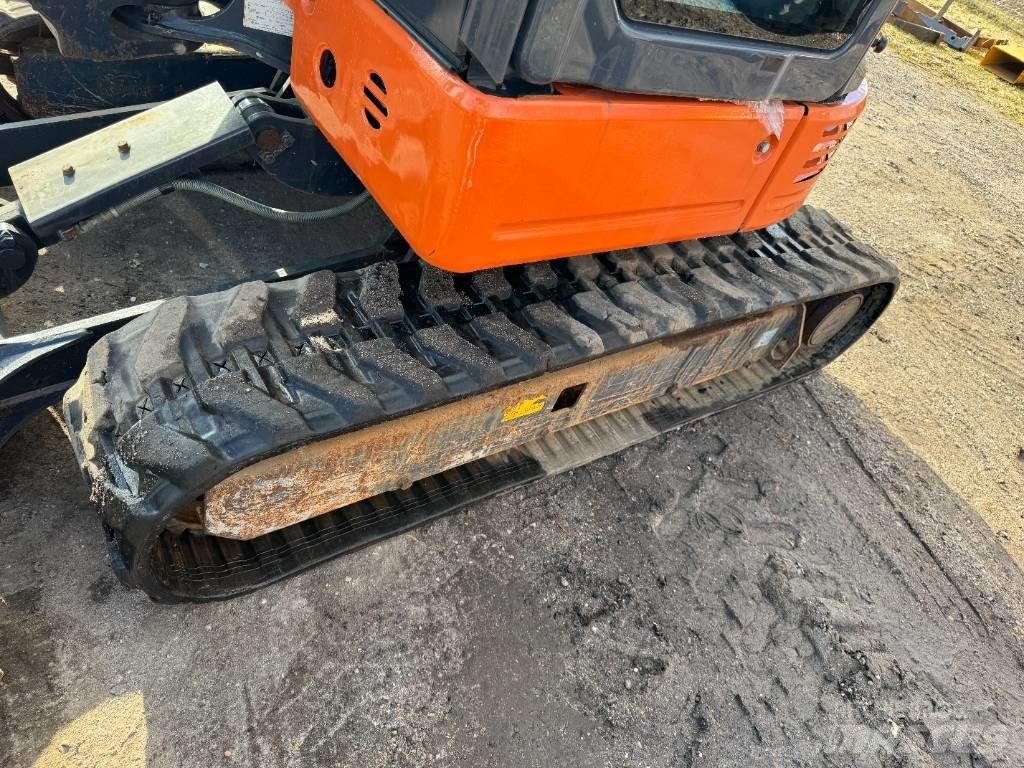 Hitachi ZX 26 U-6 小型挖掘机