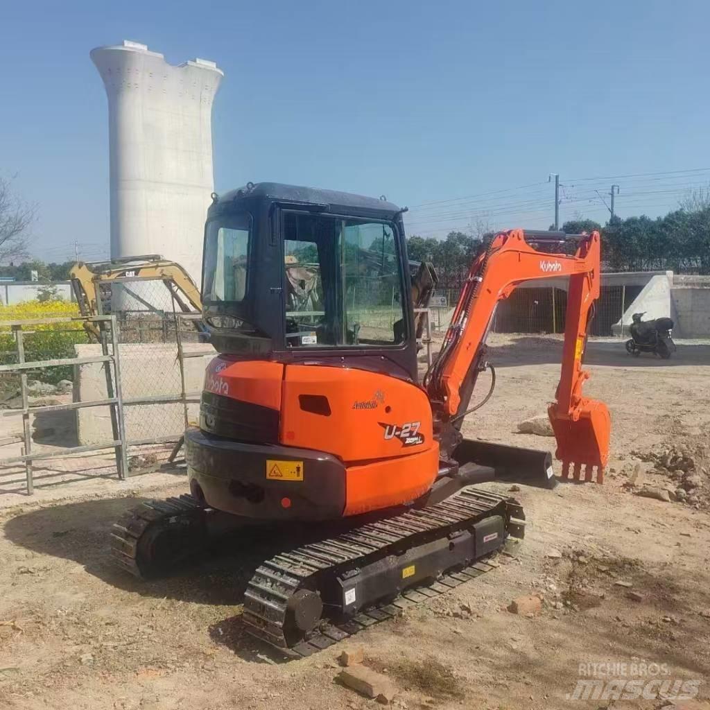 Kubota U 27 小型挖掘机