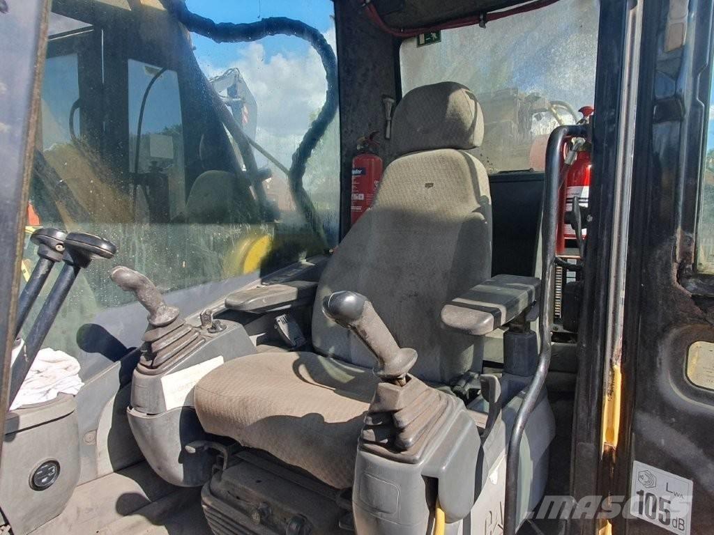 CAT 330 D L 长臂挖掘机
