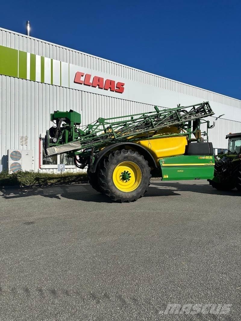 John Deere R952 i 牵引式喷雾机