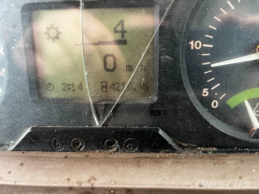 John Deere 6120 拖拉机/农用车