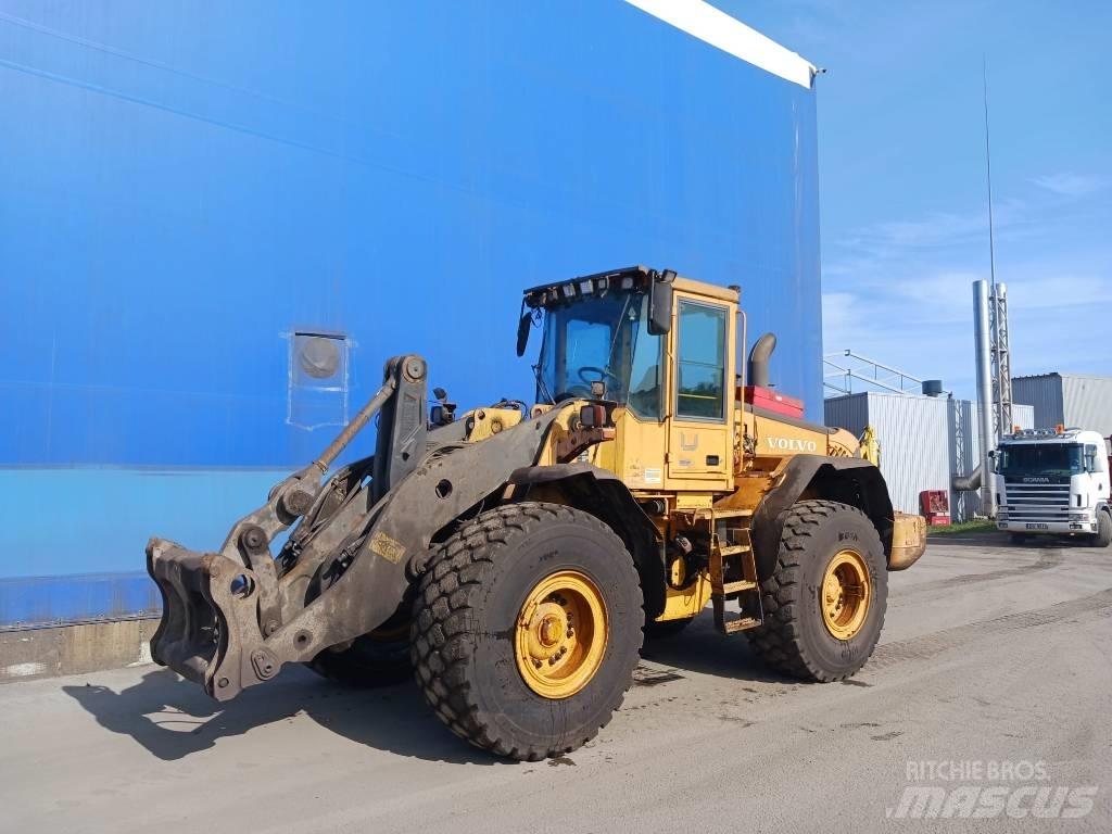 Volvo L 120 E 轮式装载机