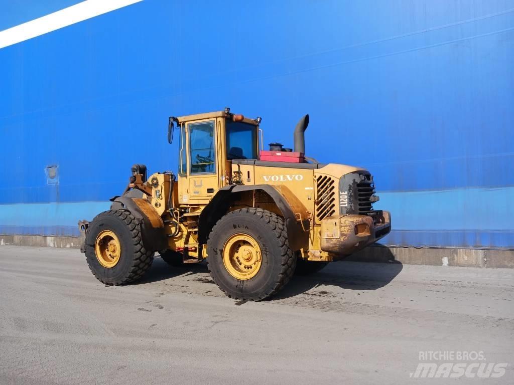 Volvo L 120 E 轮式装载机