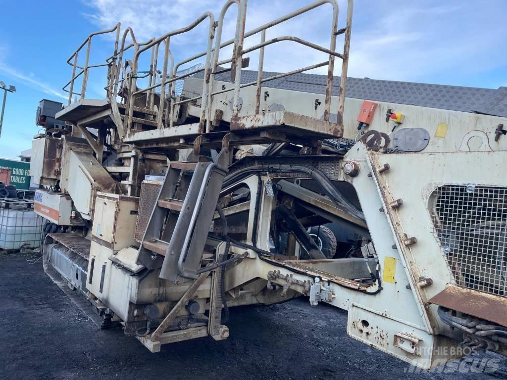 Metso LT300HP 移动式破碎机