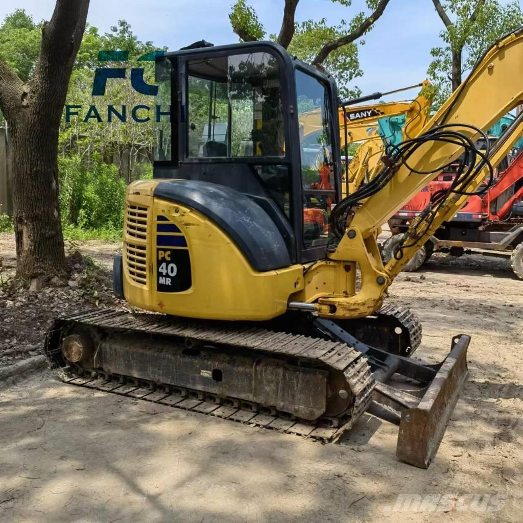 Komatsu PC 40 MR 小型挖掘机