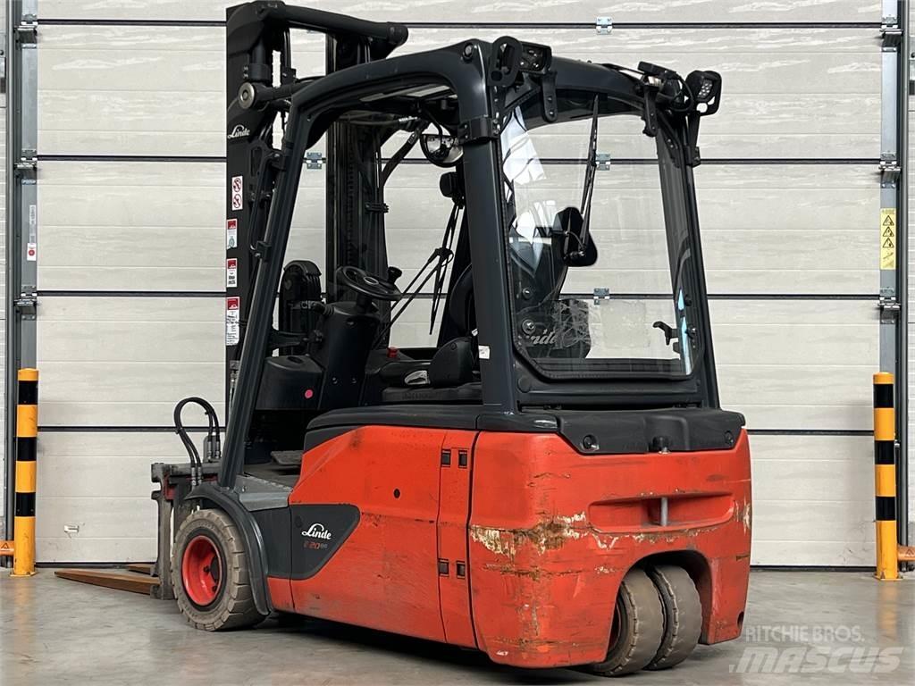 Linde E20L-02 电动叉车