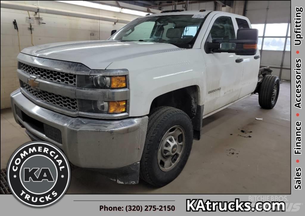 Chevrolet 2500 HD 平板车