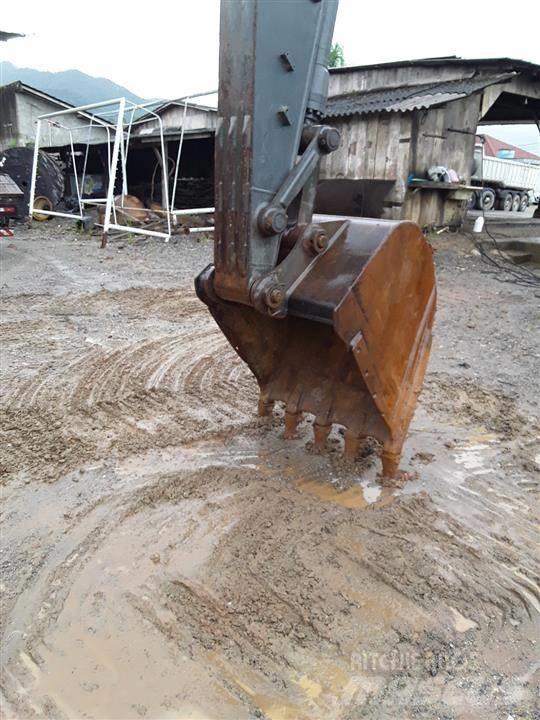 Volvo EC140BLCM 履带挖掘机
