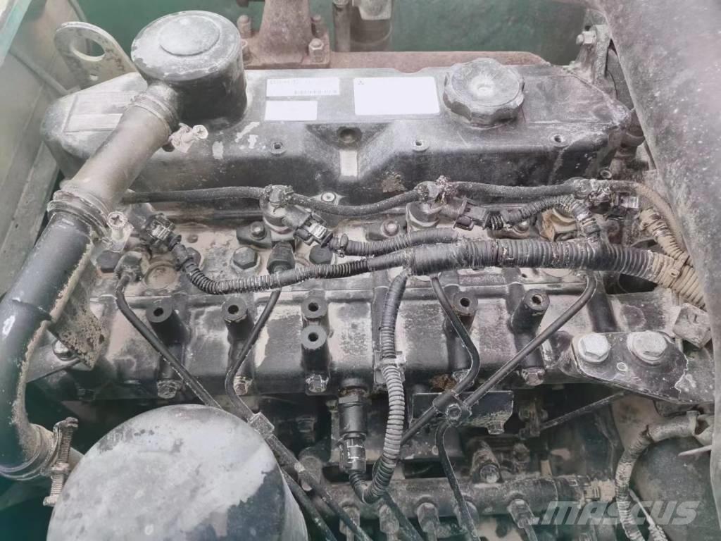 Kobelco SK 140 履带挖掘机