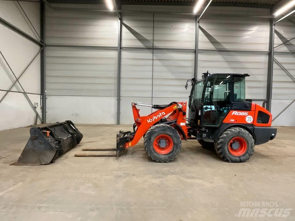 Kubota R 085 轮式装载机