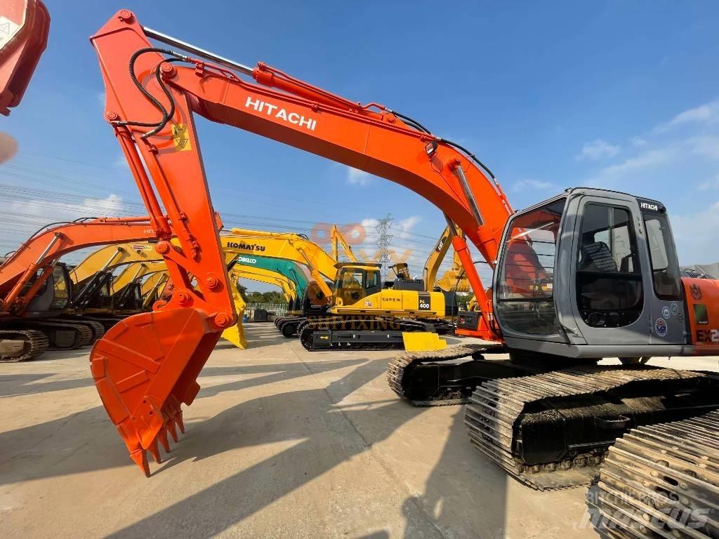 Hitachi EX 200 履带挖掘机