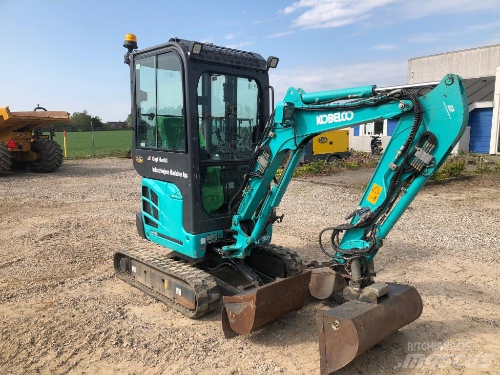 Kobelco SK 17 SR-5 小型挖掘机
