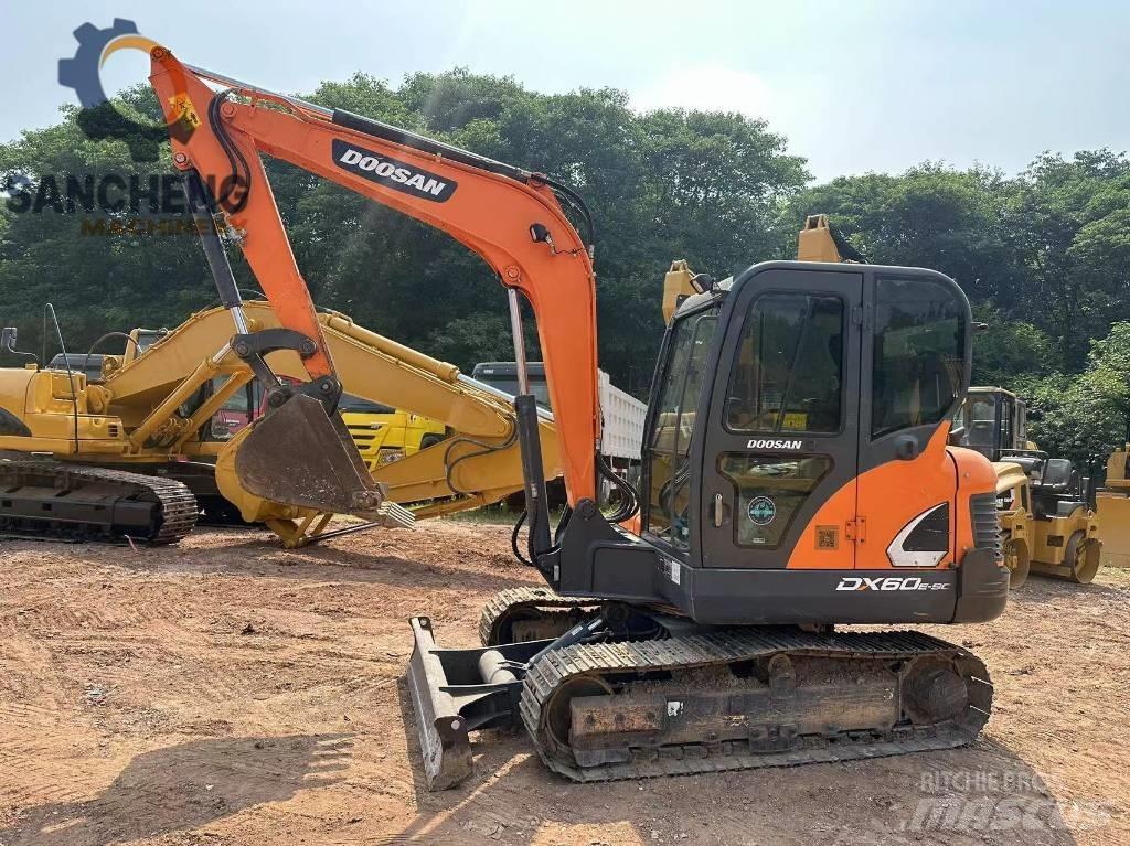 Doosan DX 60 小型挖掘机