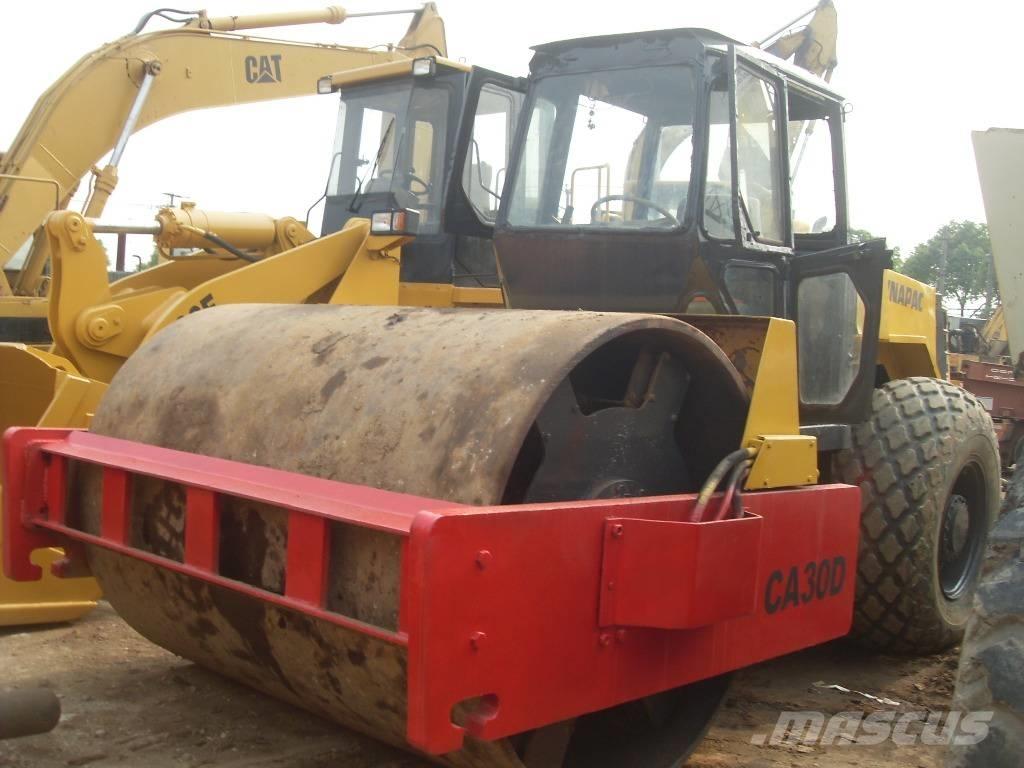 Dynapac CA 30 D 单轮压路机