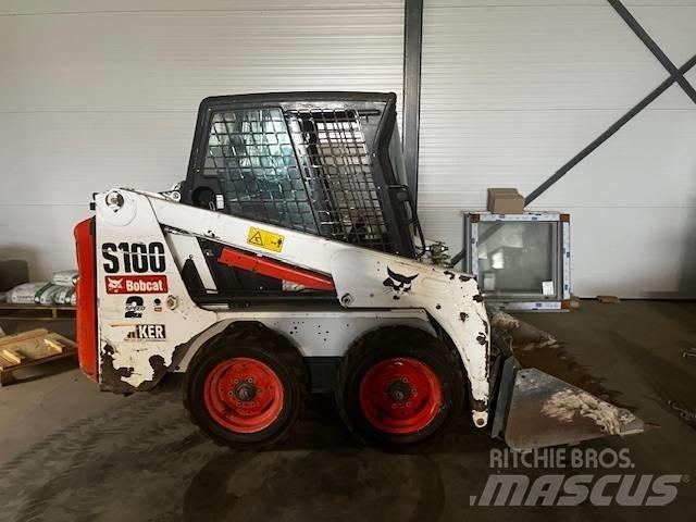 Bobcat S 100 滑移装载机