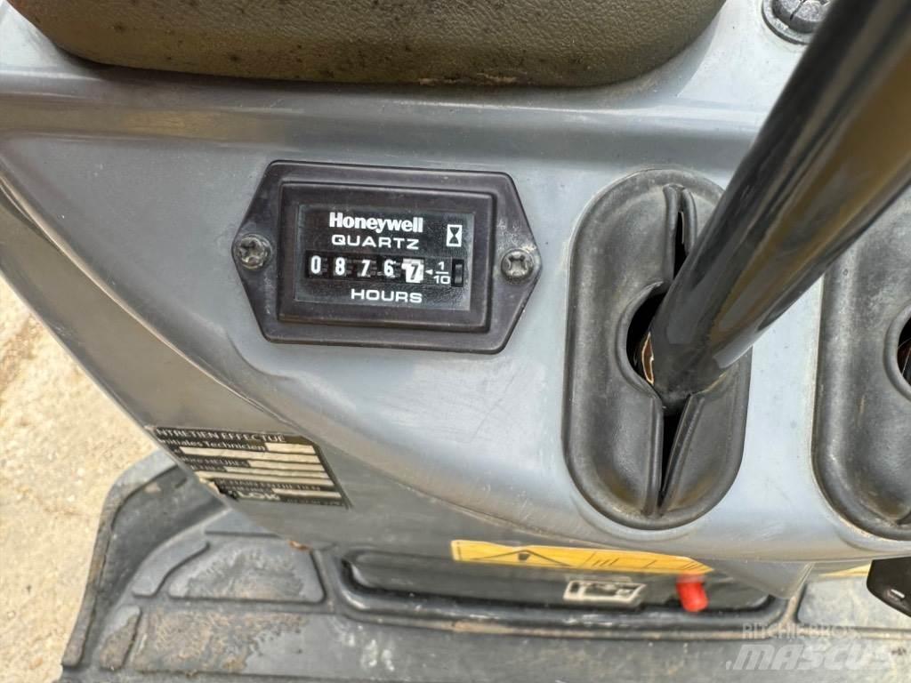 Yanmar SV08 (1C096) 小型挖掘机