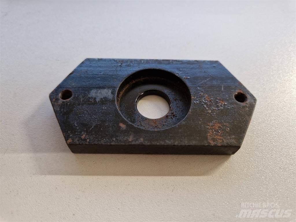 Rottne 077-0051 底盘和悬架