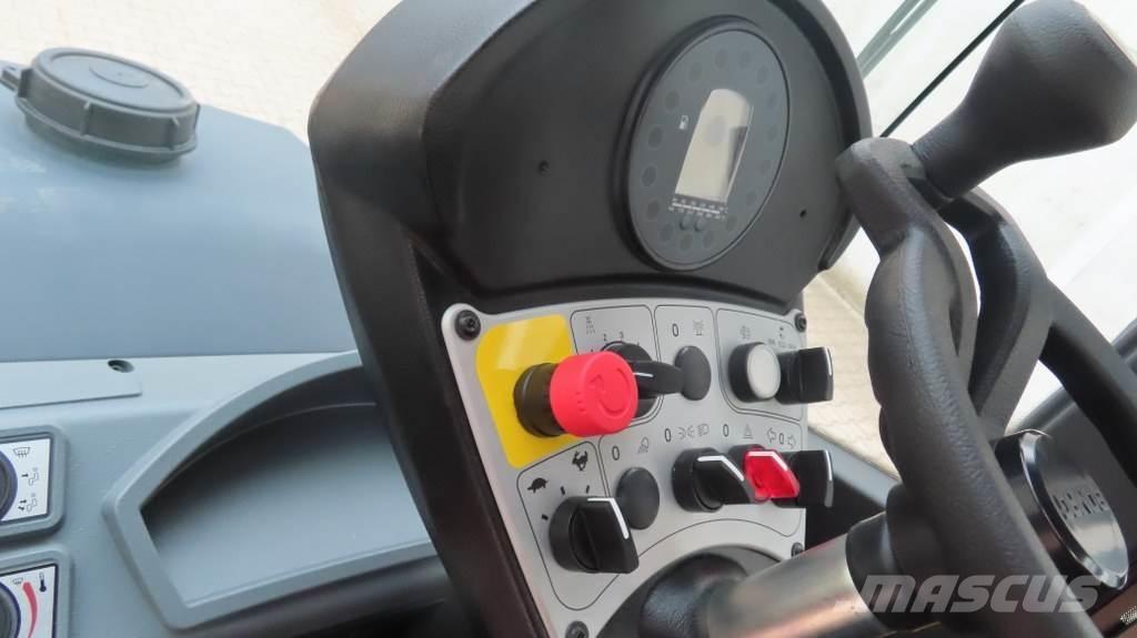 Bomag BW11 RH-5 胶轮压路机