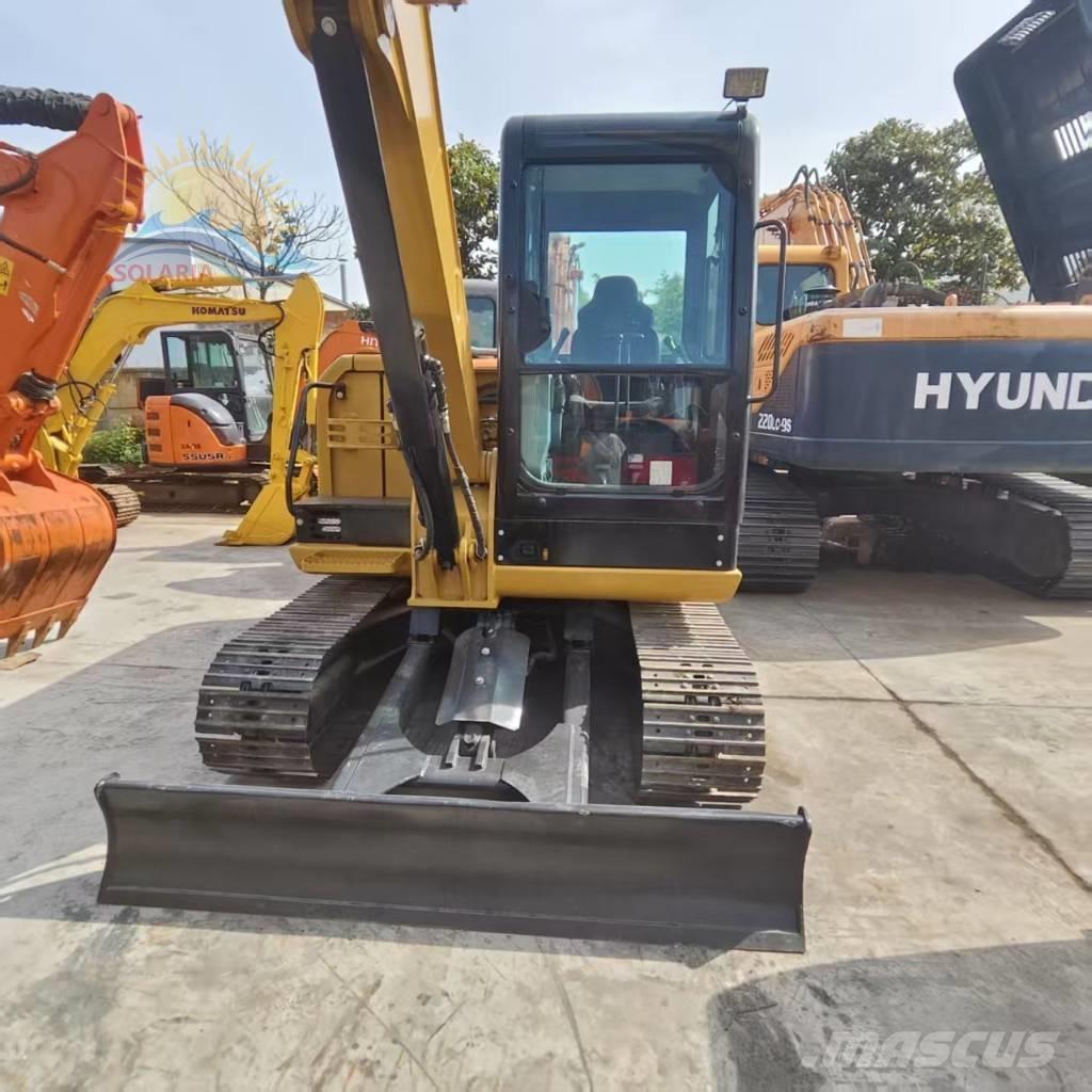 CAT 305.5 E 小型挖掘机