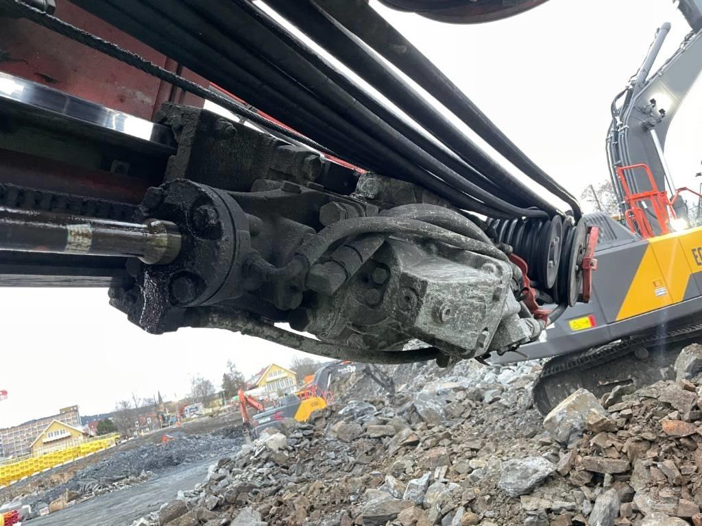 Sandvik DX800i 钻孔机