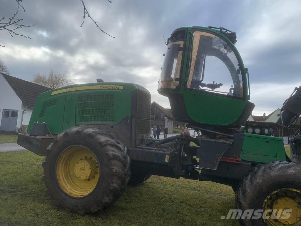John Deere 1470 E 收割机