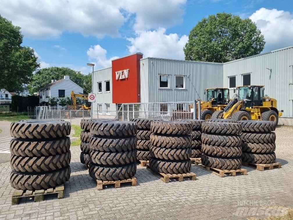 Kumho 10.00 x 20 轮胎、车轮和轮圈